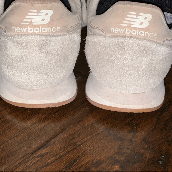 Women’s New Balance 720 Running Shoes Off White Golf Classic Lifestyle Retro - Picture 6 of 11